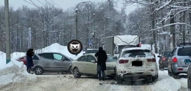 Два пензенца не поделили дорогу у «Дизель-Арены»