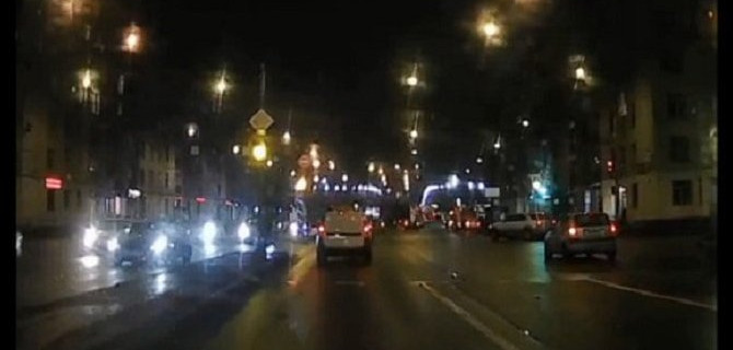 В Петербурге грязный дорожный знак спровоцировал несколько ДТП