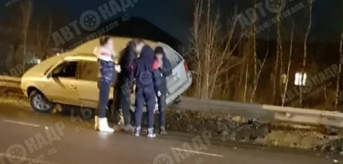 Желание прокатить девушек с ветерком закончилось днищем на отбойнике