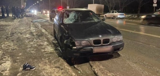 «БМВ» в Симферополе сбил насмерть несовершеннолетнего пешехода