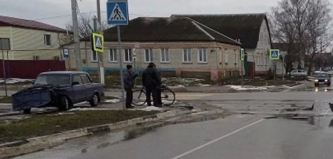 Пьяный водитель в Грайвороне устроил аварию на перекрестке