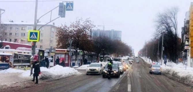 В Самаре водитель сбил школьника и скрылся с места происшествия