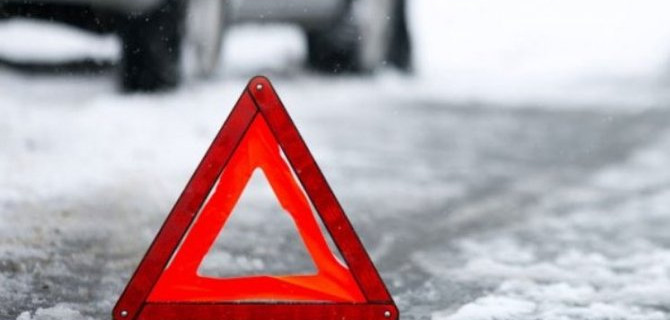 В столкновении участвовали водители 18 и 20 лет, победила дружба — оба травмированы