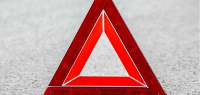 На МКАД опрокинулся грузовик