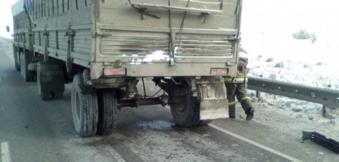 Пьяный сел за руль КамАЗа и устроил аварию в Воронежской области