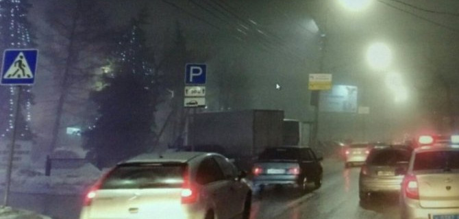 Иномарка в Саратове сшибла женщину, переходившую дорогу по «зебре»