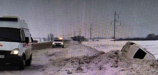 Сначала машину положила на крышу, а потом сама легла в больницу