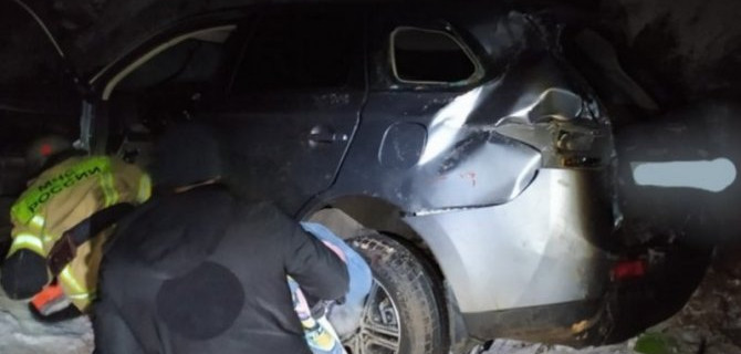 Пять человек пострадали в Удмуртии от падения иномарки в кювет