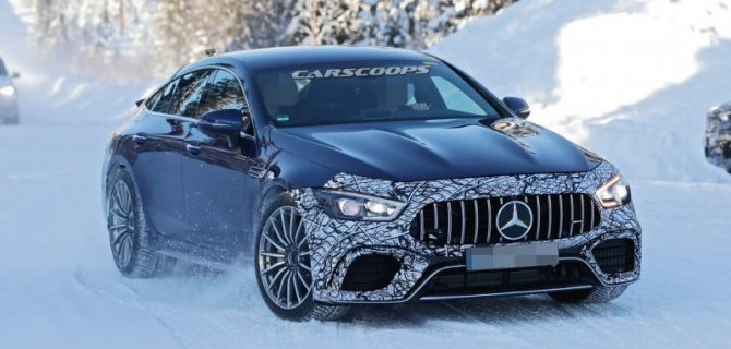 AMG испытывает гибридную новинку
