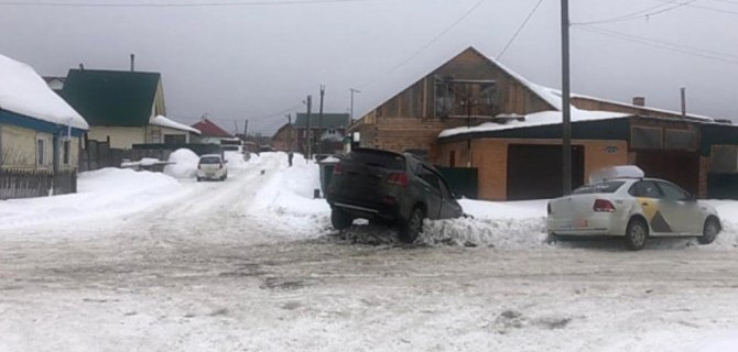В Томской деревне от столкновения двух иномарок пострадала девочка