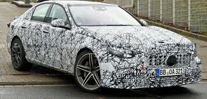 Новый Mercedes-AMG C63: что у него под капотом?