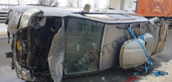 Минивэнам в Тульской области нашли новое, оригинальное применение — таранить ограждения