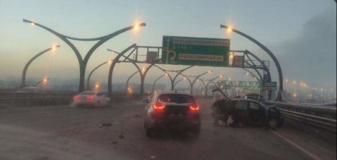 На ЗСД в Петербурге произошло массовое ДТП