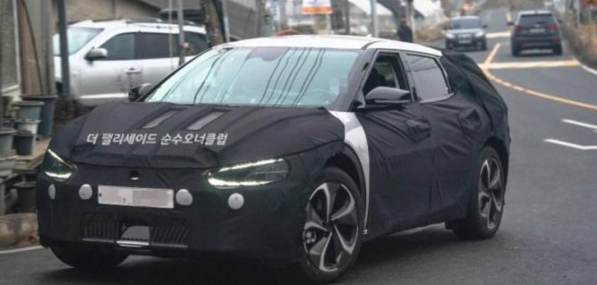 Начались испытания электрокроссовера KIA