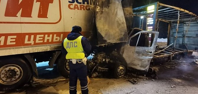 Водитель «Газели» погиб в «огненном» ДТП в Свердловской области