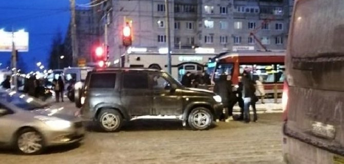 В Петербурге на проспекте Просвещения сбили пешехода