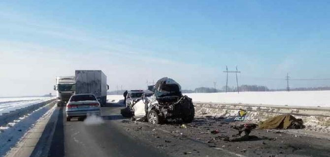 Молодой водитель иномарки погиб в ДТП в Болотнинском районе Новосибирской области