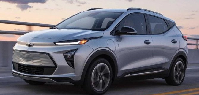 Электрокроссовер Chevrolet Bolt EUV не получит автопилот