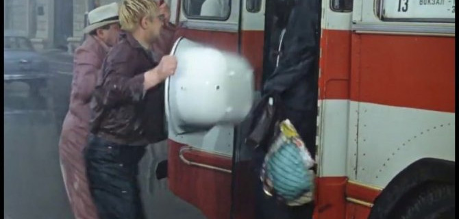 Какую альтернативу личным машинам выбирают мужчины и женщины?