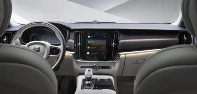 Автомобили Volvo получили модернизированную мультимедийную систему